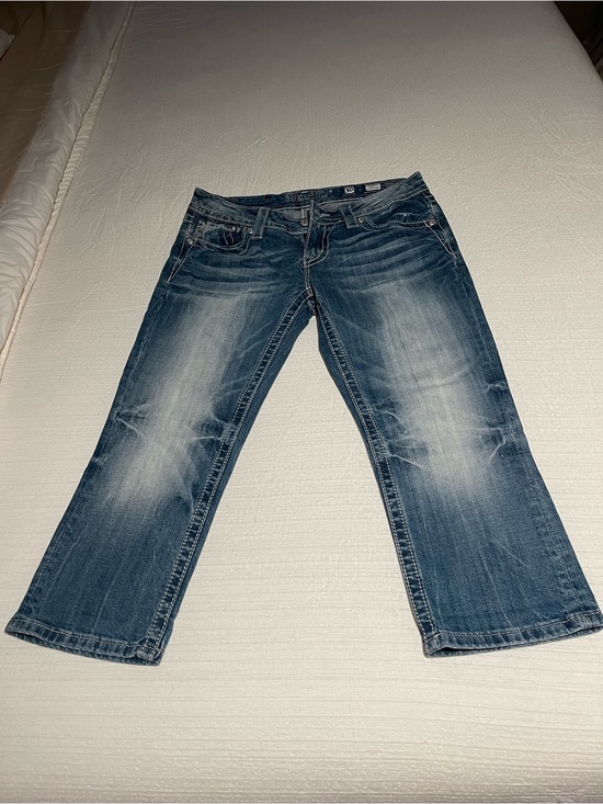 Miss Me Denim - Miss Me Signature Cuffed Capri Jeans - Size 30